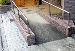 スロープの設置